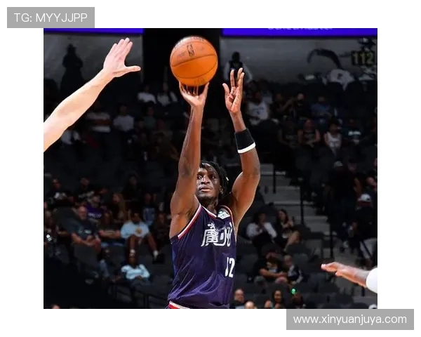 奥拉迪波贡献14分 森林狼大胜广州龙狮豪取60分季前赛胜利