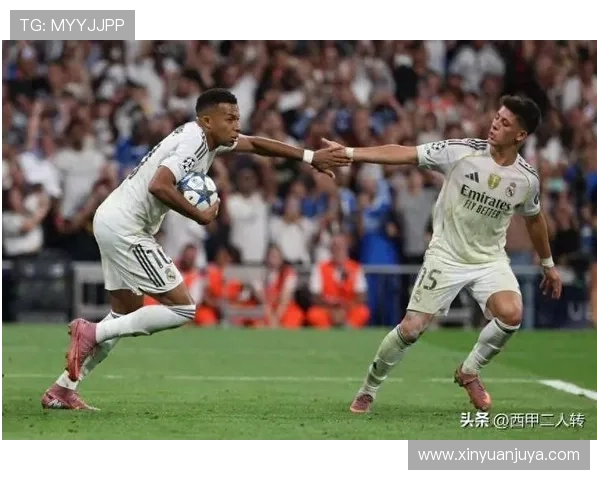 本轮欧冠最佳阵容揭晓姆巴佩领衔赖斯库库维蒂尼亚闪耀全场