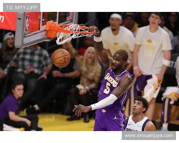 艾顿与湖人蜜月期的真实面貌是否只是短暂的美好幻想